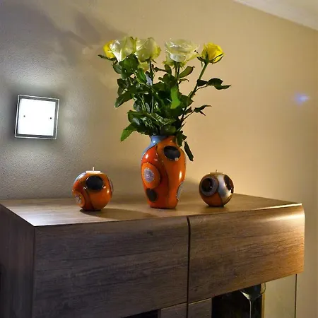 Bei Den Geissens Apartment